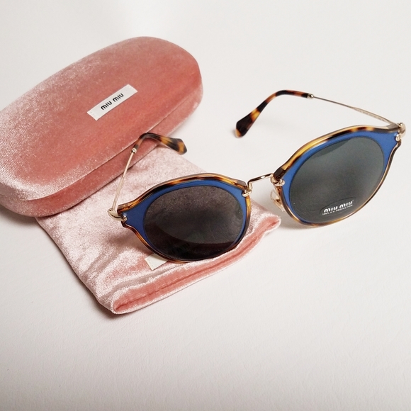 Miu Miu Sunglasses main image 10
